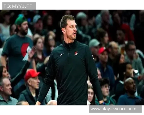 开拓者新老板接手后或将进行换帅与阵容重建的可能性分析